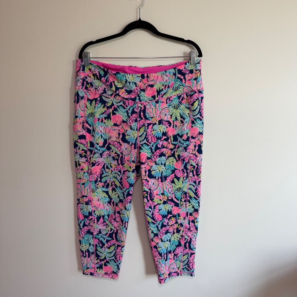 Lilly Pulitzer Luxletic Weekender Crop Leggings Navy Pink Tropical XXL RN88189